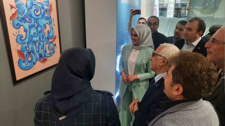 Uluslararas Poster Sergisi 'stanbul' temasyla ald