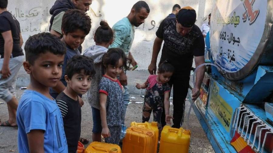 UNICEF: Gazze'de su tükendi, çocuklar kirli suları kullanmak zorunda