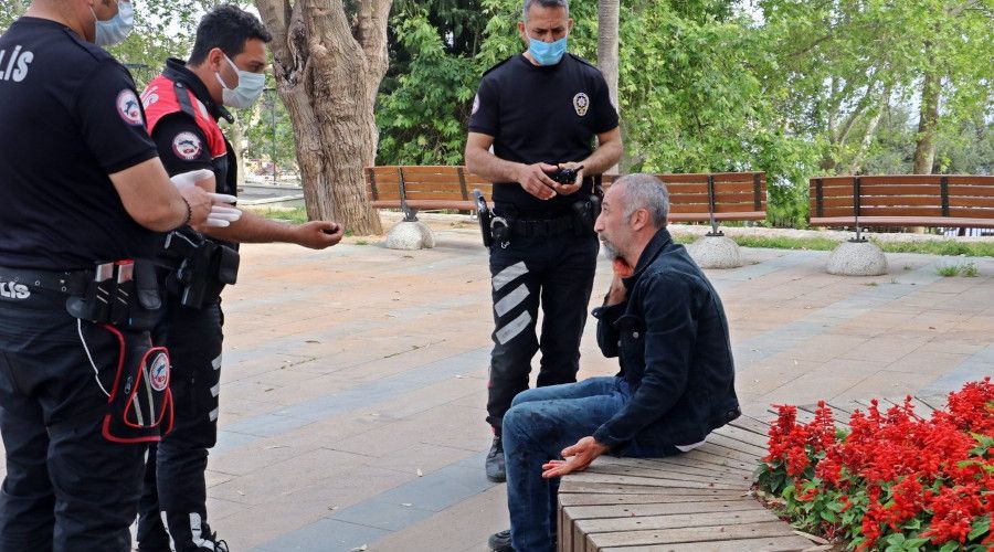 Üzerinden çıkmayan suç aleti kalmadı