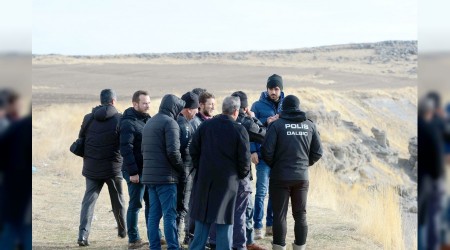 Van Gl'nde tekne facias