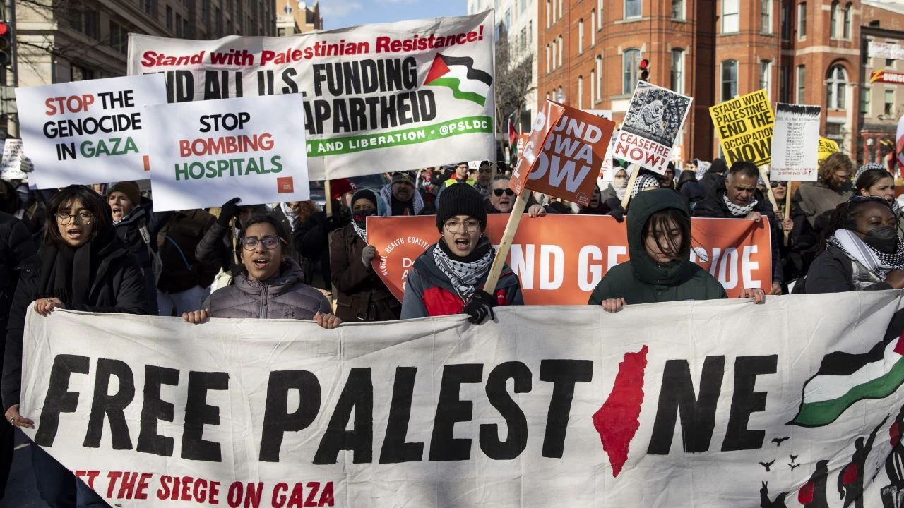 Washington'da binlerce ki�i Gazze i�in y�r�d�