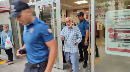 Yaşlı adamı banka görevlileri ikna edemedi, polis ikna etti