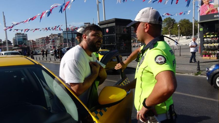 Yolcu seçen taksici ekiplere yakalandı