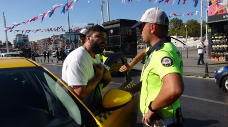 Yolcu seçen taksici ekiplere yakalandı