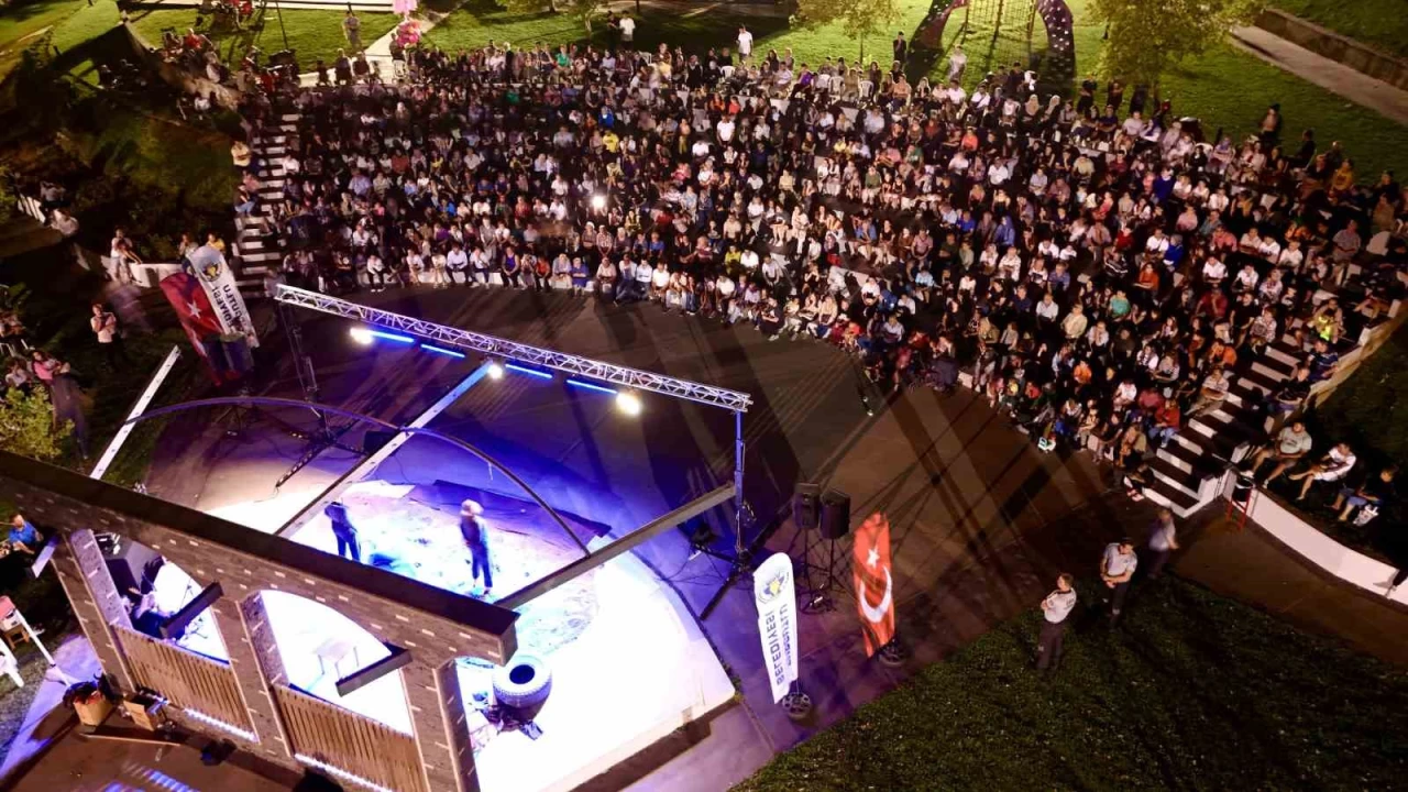 Zaferin izleri tiyatro sahnesine ta��nd�