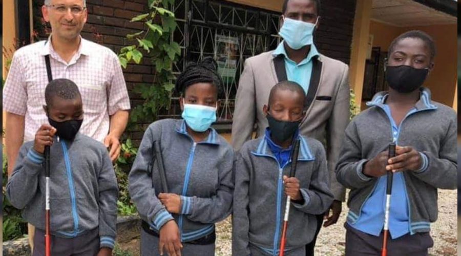 Zambiya'daki görme engellilere Manisa'dan eğitim materyali