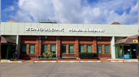 Zonguldak uçuşları ertelendi