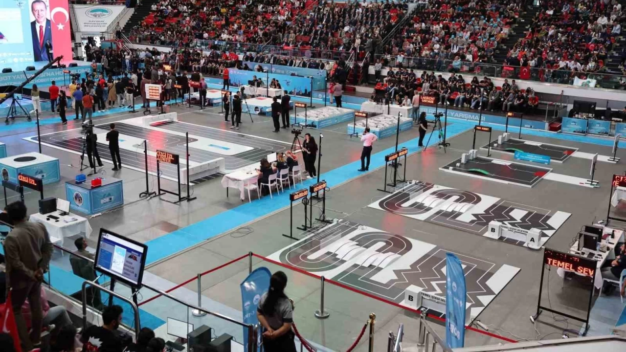 17. Uluslararası MEB Robot Yarışması başladı