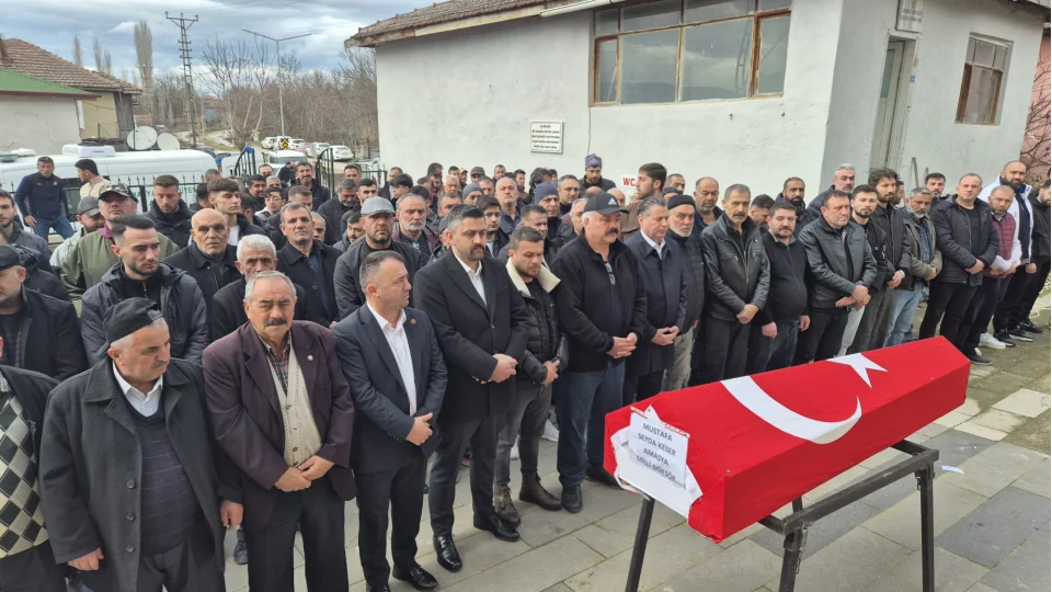 35 ya��nda vefat eden milli boks�re son g�rev