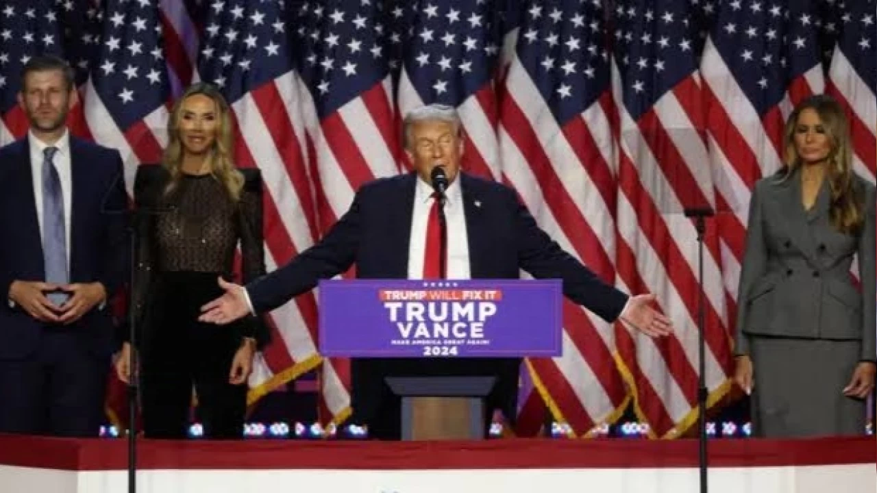 ABD Ba�kanl�k yar���n� kazanan Trump, Alaska'y� da alarak 295 delegeye ula�t�