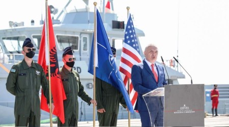 ABD'nin nclndeki tatbikat Arnavutluk'ta balad