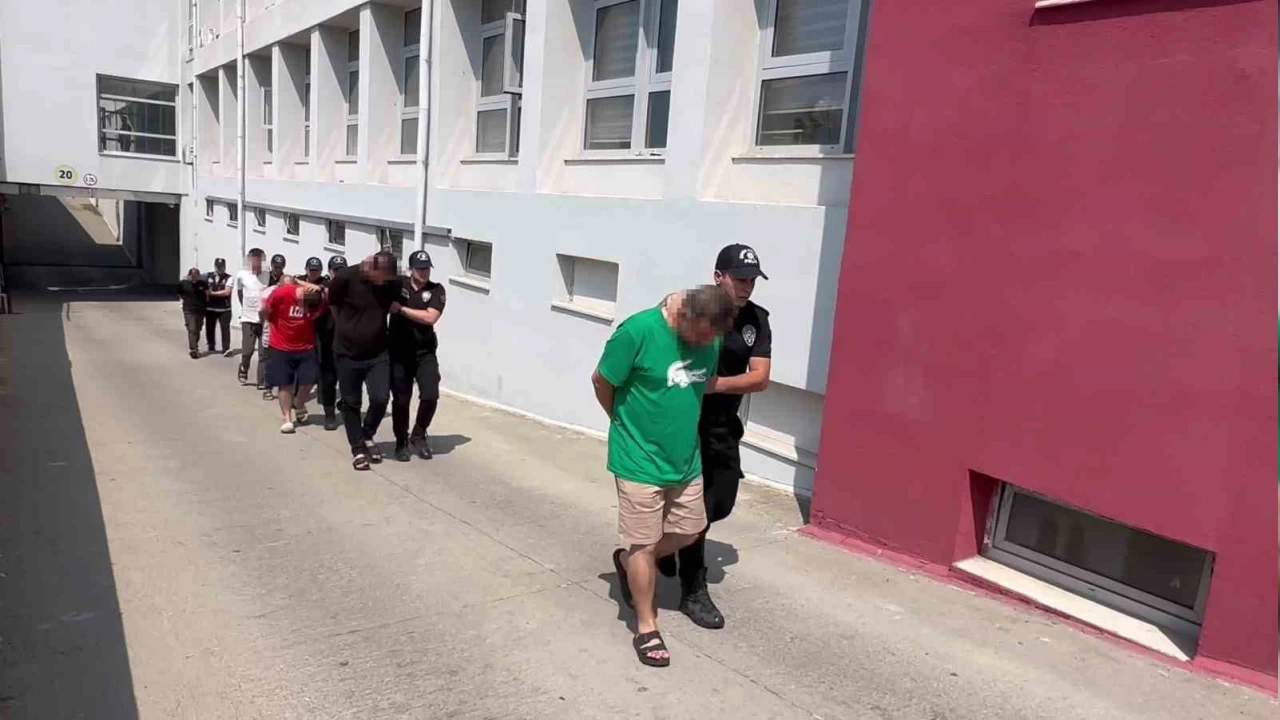 Adana'da bir haftada 44 torbac� tutukland�