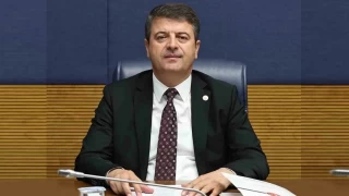 Adyaman Belediye Bakan Abdurrahman Tutdere grevinden uzaklatrld