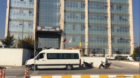 Adliye parkında silahlı kavga