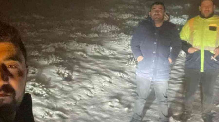 Afyonkarahisar'da mevsimin ilk karı yağdı