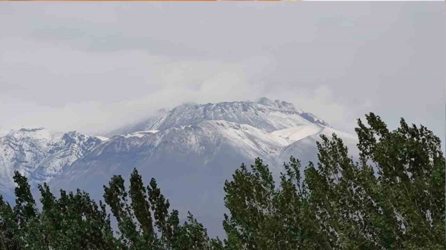 Austos aynda Sphan Da'nn zirvesine kar yad