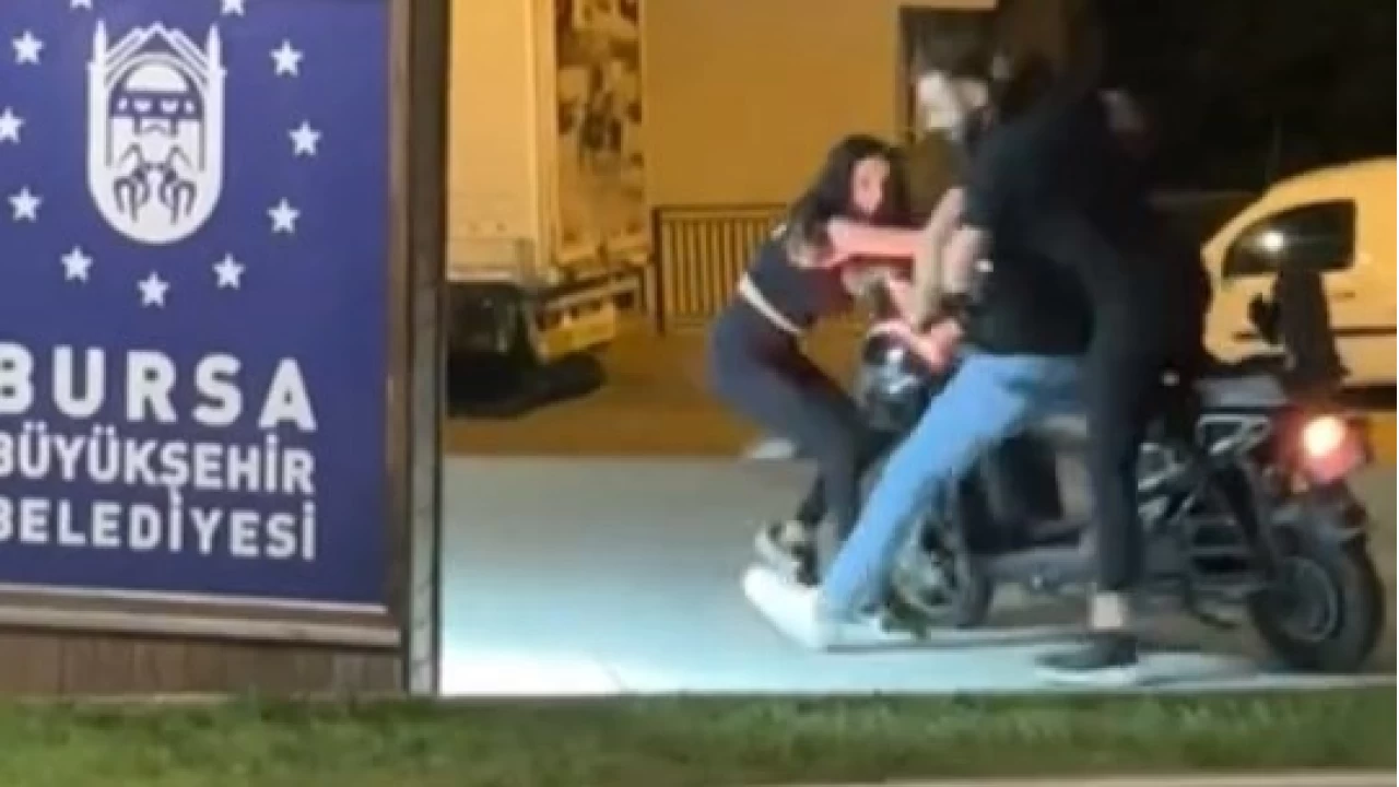 Alkollü kız ortalığı birbirine kattı