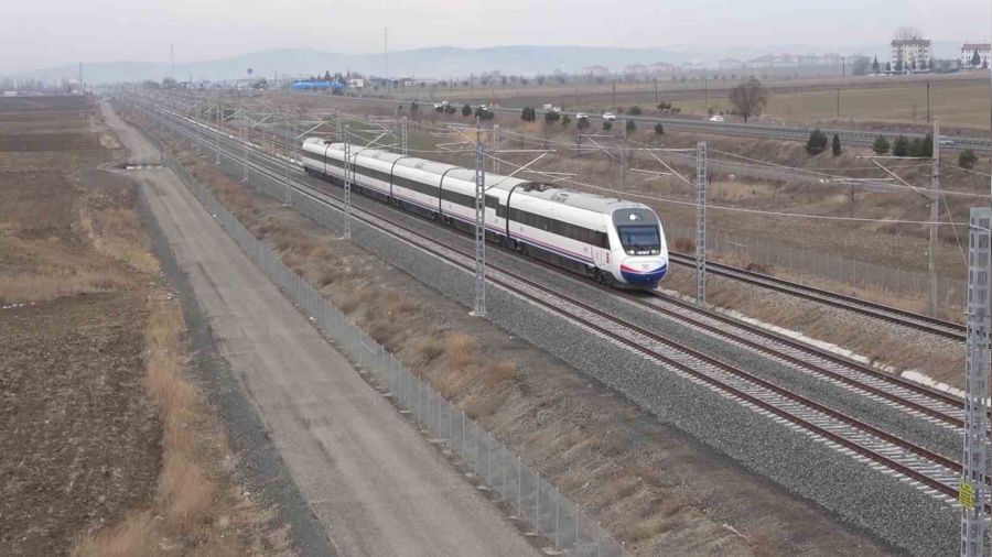 Ankara-Sivas y�ksek h�zl� tren hatt�n�n a��l�� tarihi netle�ti