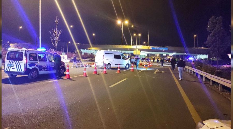 Ankara'da işçilere araba çarptı: 1 ölü, 3 yaralı