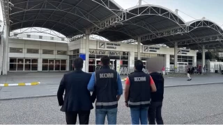 Antalya Havalimanı'nda gözaltına alınan 10 memurdan 5'i tutuklandı