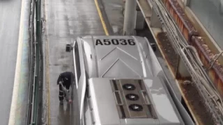 Avcılar'da metrobüs, metrobüse çarptı