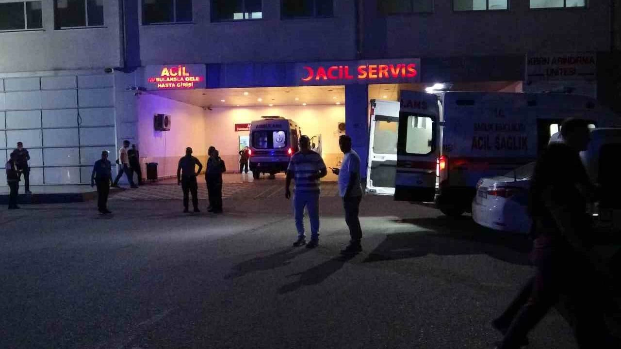 Aydınlatma direğinde akıma kapılan kişi ağır yaralandı