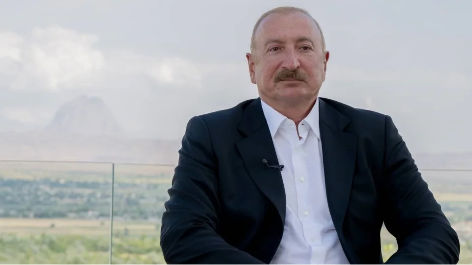 Azerbaycan Cumhurba�kan� Aliyev: "Nah��van'a Ermenistan topraklar� �zerinden elektrik hatlar�n�n �ekilmesi projesi haz�r"