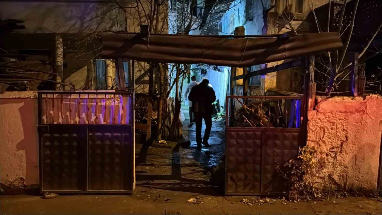 Babasına silahla ateş eden çocuk gözaltına alındı