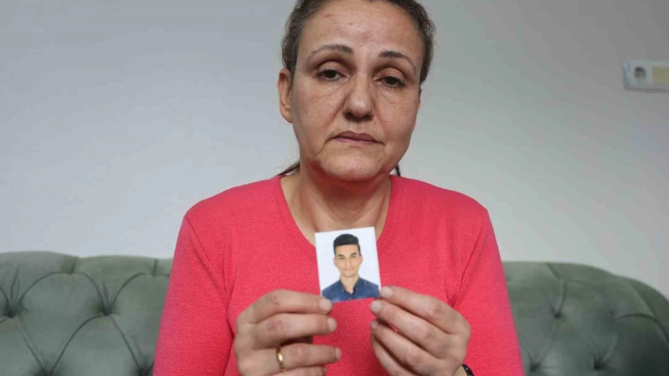 BAE'de mahkum edilen genç kaptanın annesi haber bekliyor