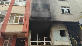 Bağcılar'da iş yerinde korkutan yangın