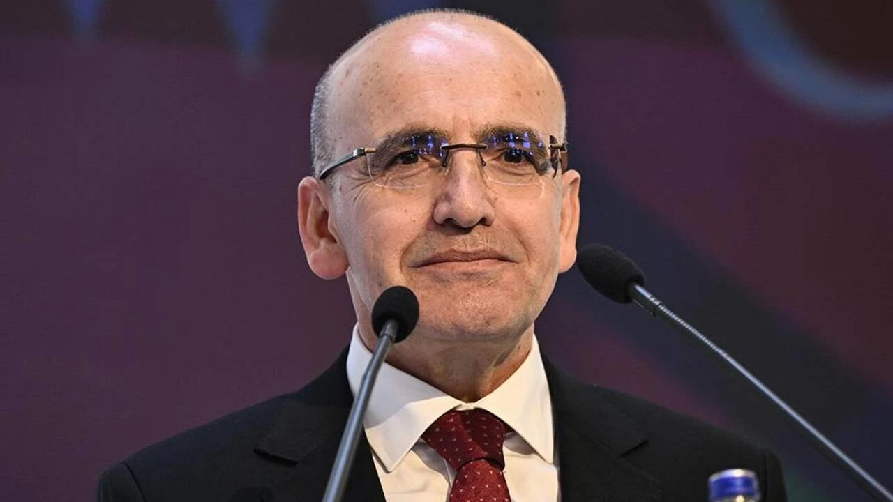 Bakan �im�ek: Bizden duymad���n�z hi�bir haber veya s�ylentiye l�tfen inanmay�n�z