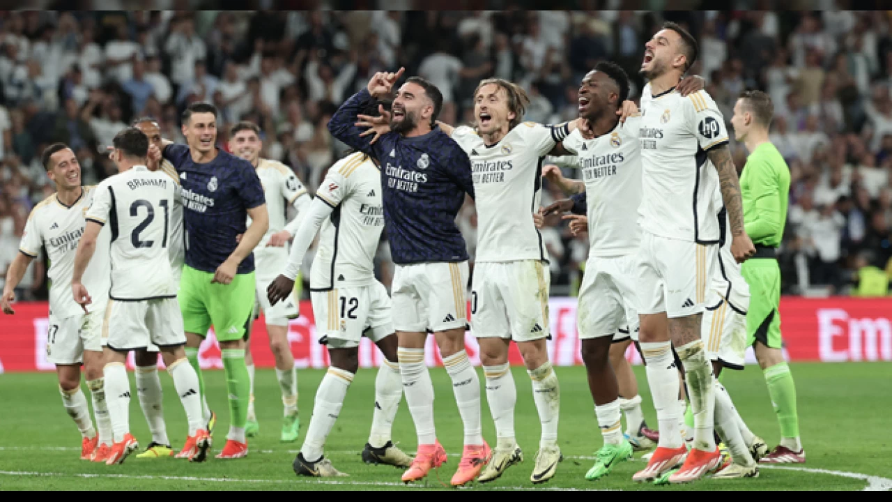 Barcelona'y� yenen Real avantaj� kapt�