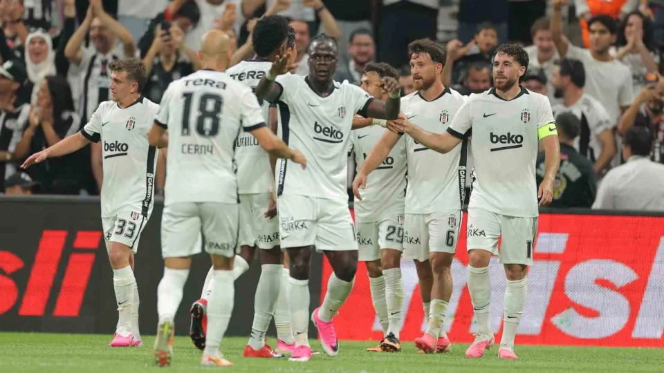 Beşiktaş'ta hedef Avrupa Ligi'nde play-off'a kalmak