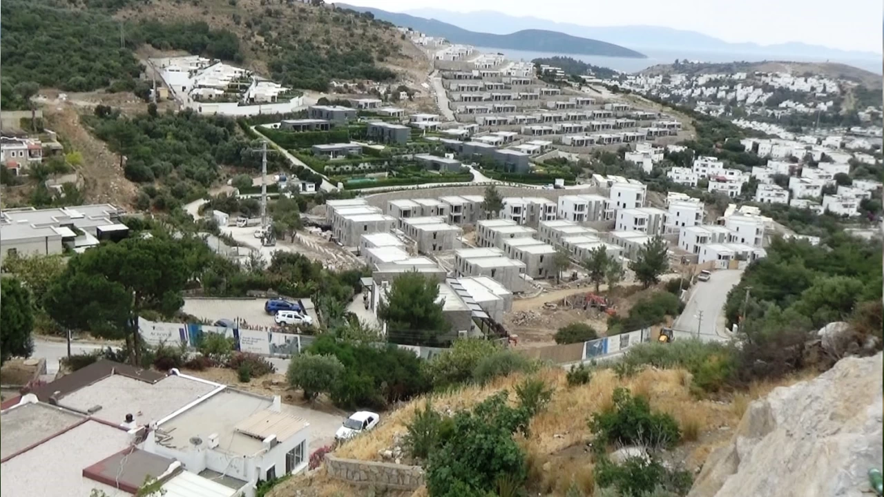 Bodrum'da yasağa rağmen inşaatlar tam gaz devam ediyor
