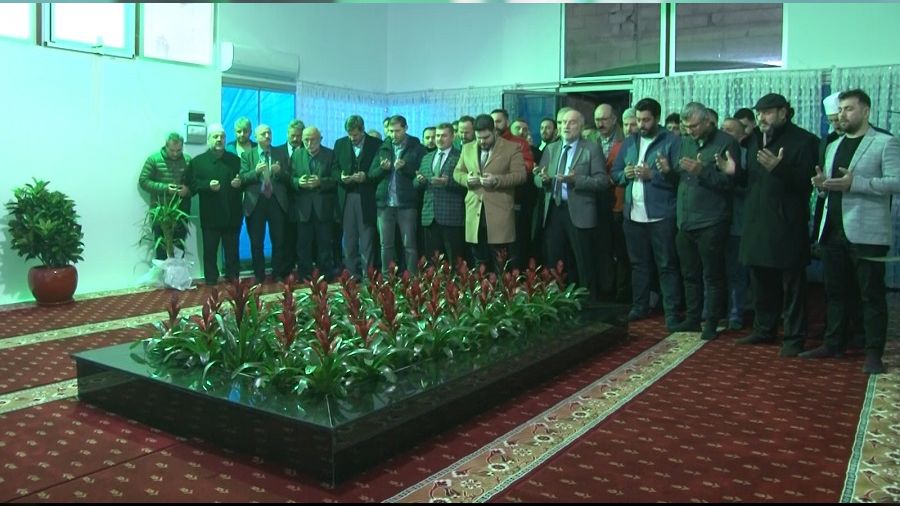 BTP lideri Hüseyin Baş bayrama memleketi Trabzon’da girdi