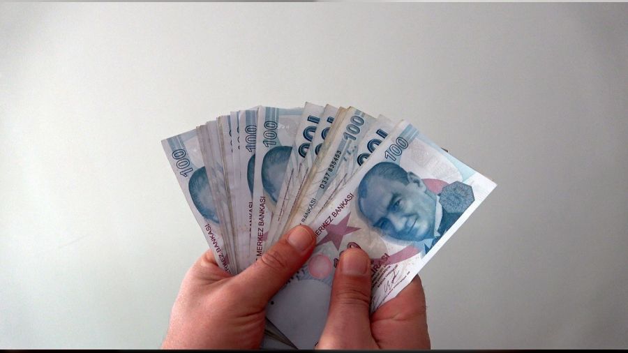 Bu hafta memurlar�n ve emeklilerin g�z� kula�� Meclis'te olacak!