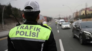 Bugn stanbul'da bu yollar trafie kapatlacak