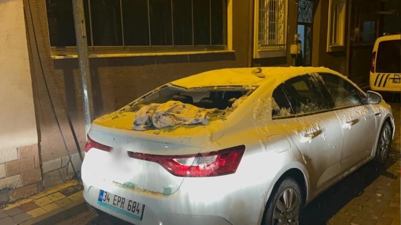 Bursa'da 4. kattan aracın üzerine düşen şahıs ağır yaralandı