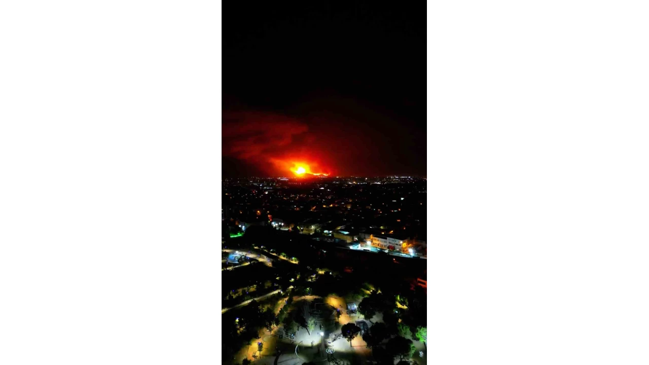 Bursa'daki yangnda, patlamalar havadan grntlendi