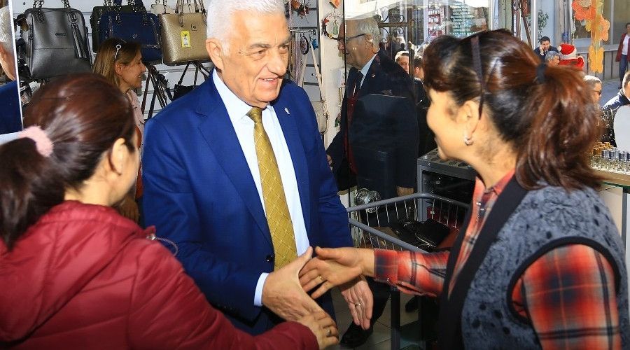 Büyükşehir'den esnafa 500 TL yardım paketi