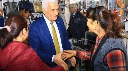 Büyükşehir'den esnafa 500 TL yardım paketi