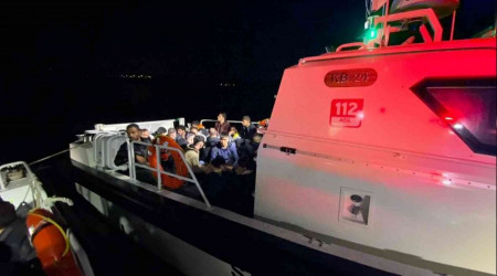 Çanakkale'de 57 kaçak göçmen yakalandı