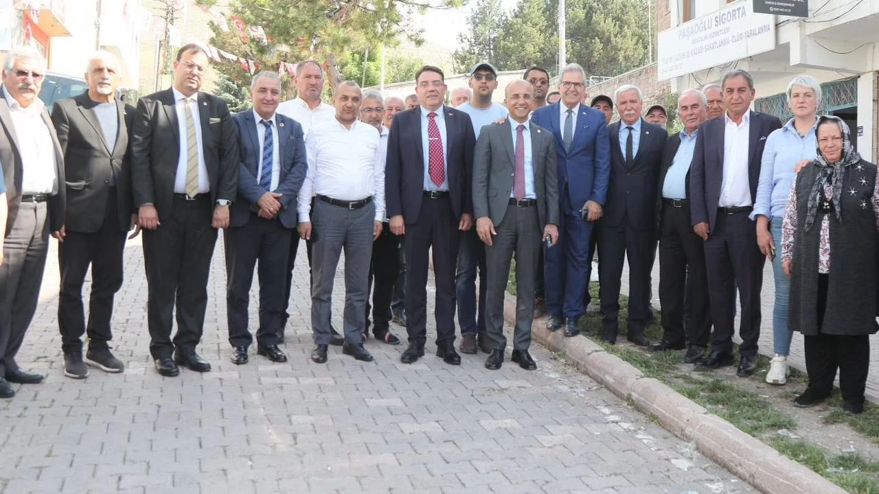 CHP heyeti Pınarbaşı'nda