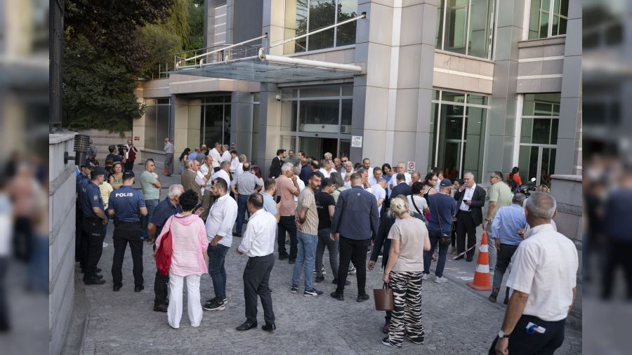 CHP kongresinde kalp krizi �oku