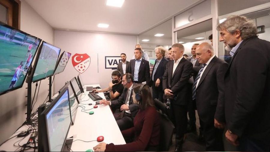 "Çocuk oyuncağı değil, artık takımları tutamazsınız"