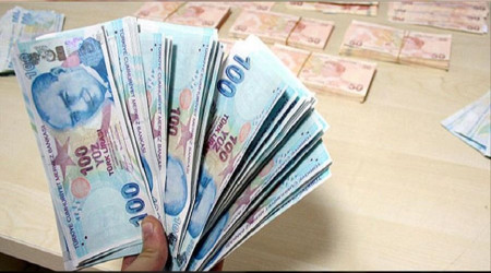 Çok para kazanma vaadiyle 85 bin lira dolandırıldı