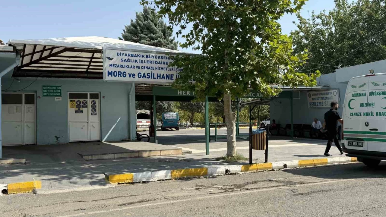 Diyarbakır'da 19 yaşındaki kadın öldürüldü