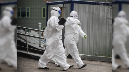 Doktor ve öğretmen maaşı en az 1600 dolar olmalı