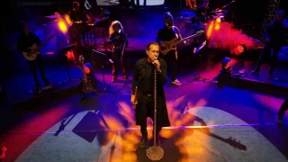 Edirne'de konser veren Kra, Gll'y and