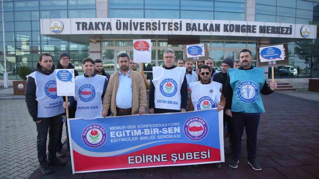 Edirne'de üniversitede yer değişikliği hakkı için eylem yaptılar